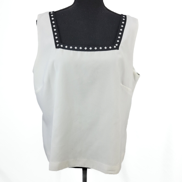 R&K White Sleeveless Top with Black Trim square Neckline Size 16 - Picture 1 of 8